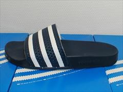 アディレッタ（ADILETTE） イタリア製