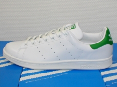 スタンスミス（STAN SMITH）